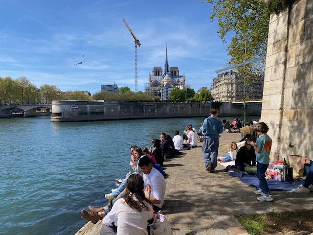 Walking near Île Saint-Louis in central Paris